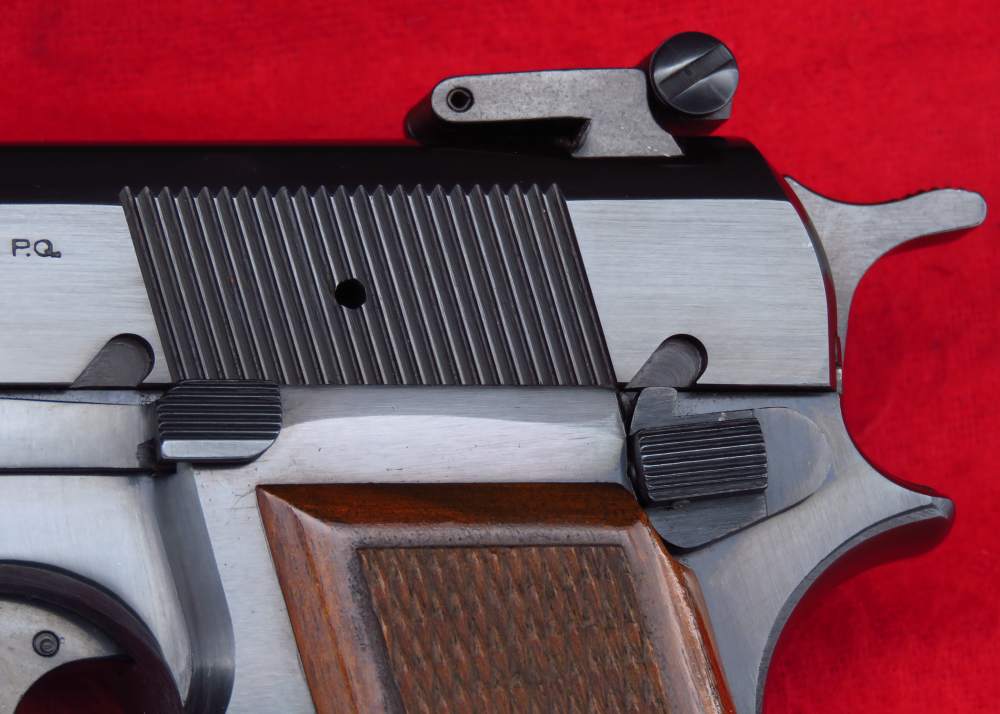 CRISP 1975 Browning Hi Power 9mm Made In Belgium W/ Factory Bag & Holster -img-17