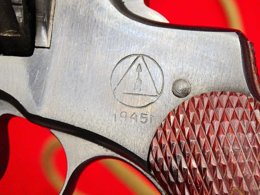 WWII Russian Soviet 1895 Nagant Revolver & Holster Matching Izhevsk 1945-img-7