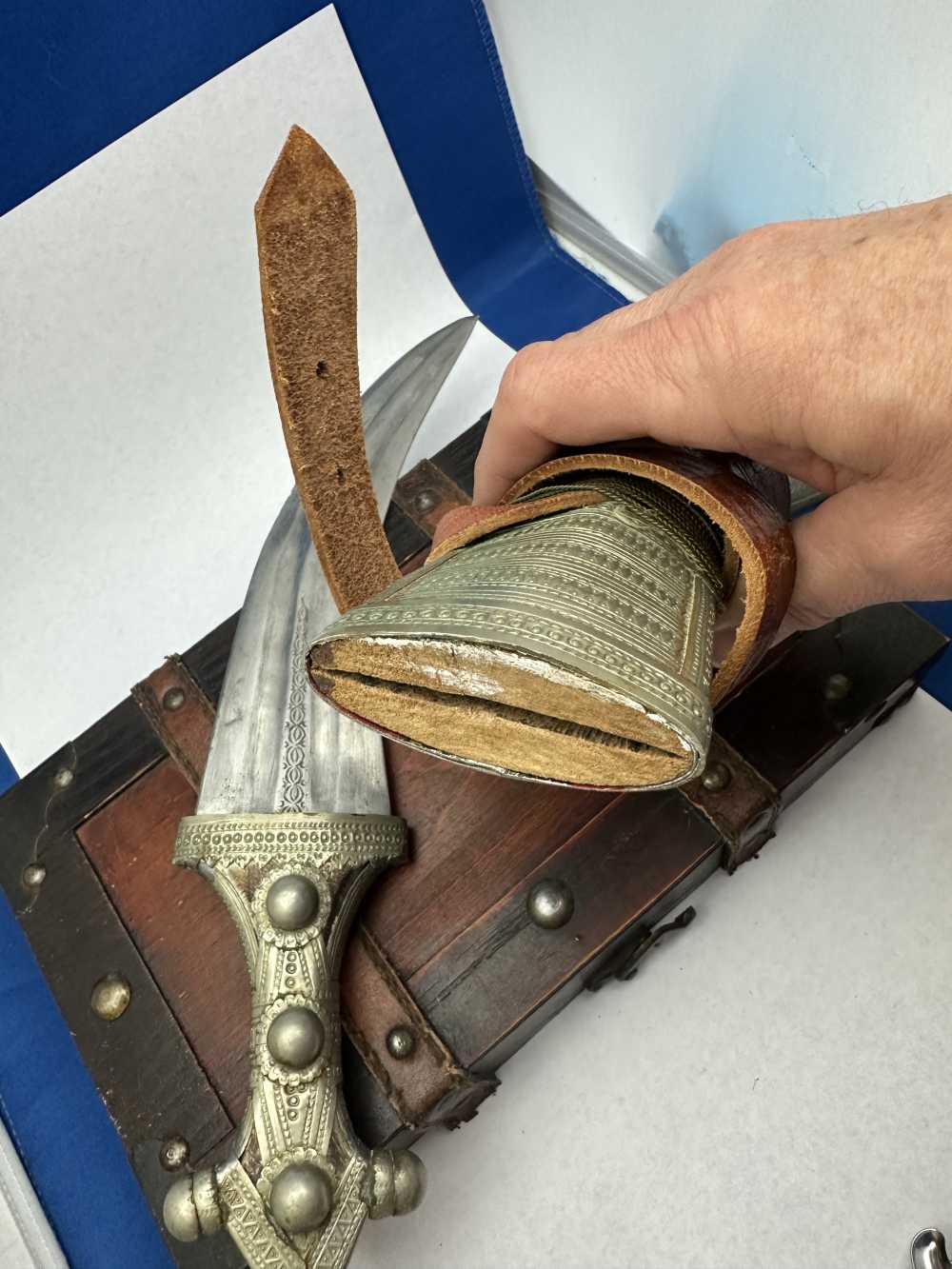 Antique Middle Eastern Jambiya Khanjar knife Hand Forged Curved Blde Silver-img-9