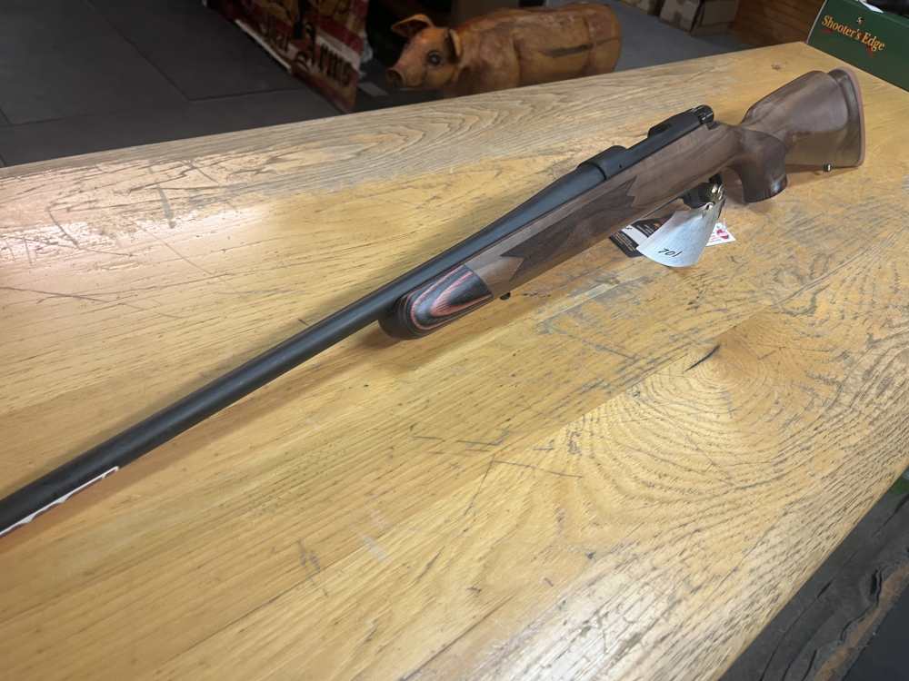 Howa Super Deluxe 1500  22-250 New In Box-img-4
