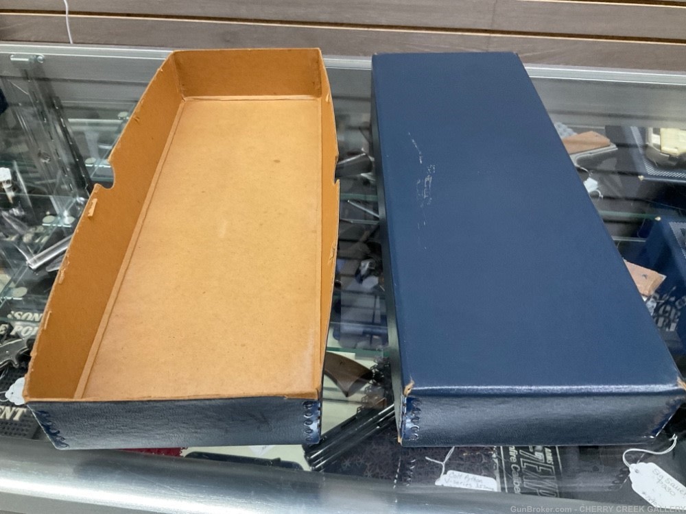 Vintage Smith & Wesson 29 revolver box presentation blue shipper 44mag s&w -img-3