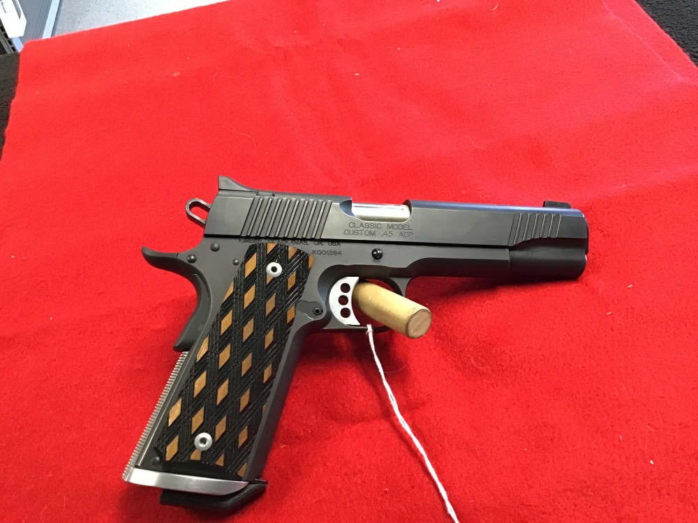 KIMBER 45 ACP 1911  CLACKMAS OR USA-img-1