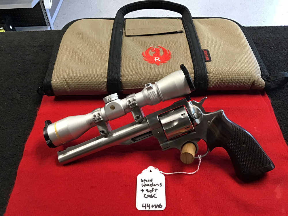 RUGER REDHAWK 44 MAG LEUPOLD V-3 2.5-8X32-img-0