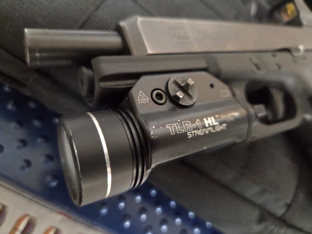 Glock 34 Gen 4 w/ TLR1HL, Leupold DP-Pro, #3.5 Tigger, 3 Mags and Case-img-7