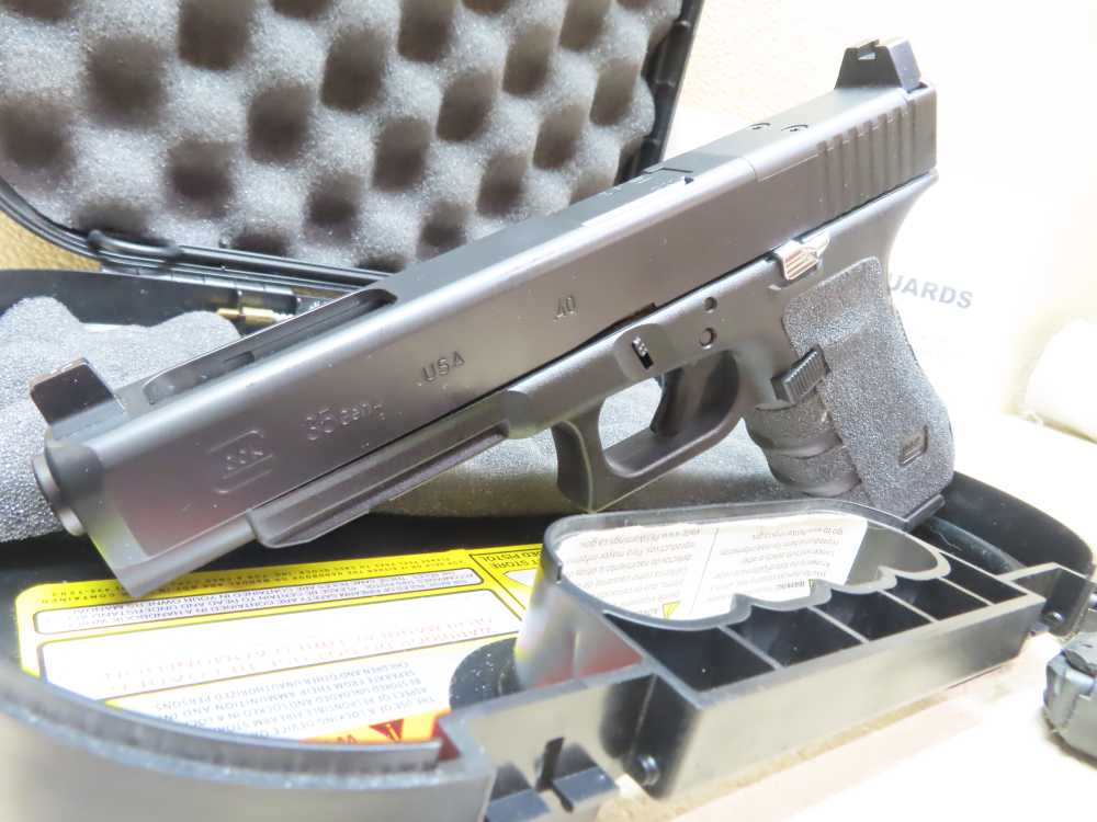 GLOCK G35 .40 S&W  MOS Gen 4 W/Threaded Barrel 3 Mags  MINT NICE ! -img-15