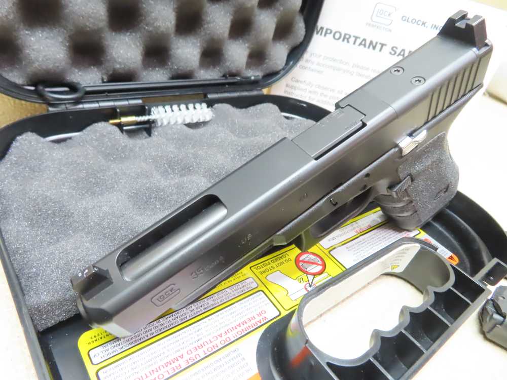 GLOCK G35 .40 S&W  MOS Gen 4 W/Threaded Barrel 3 Mags  MINT NICE ! -img-19