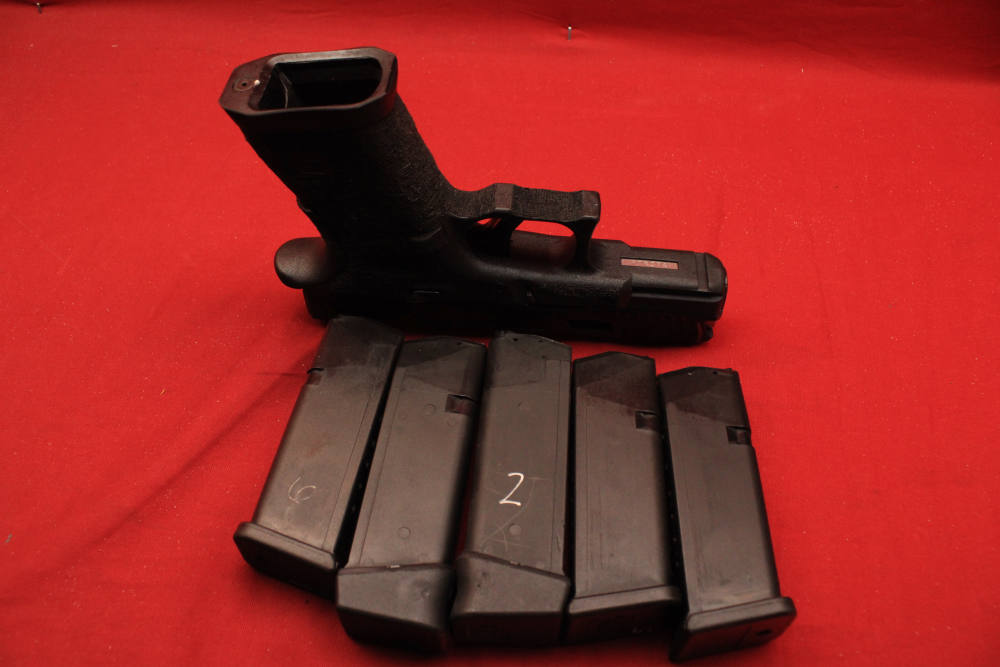 (35263)USED Glock 19 9 MM 3.750" ported barrel W/ Loki Slide (5) mags & box-img-13