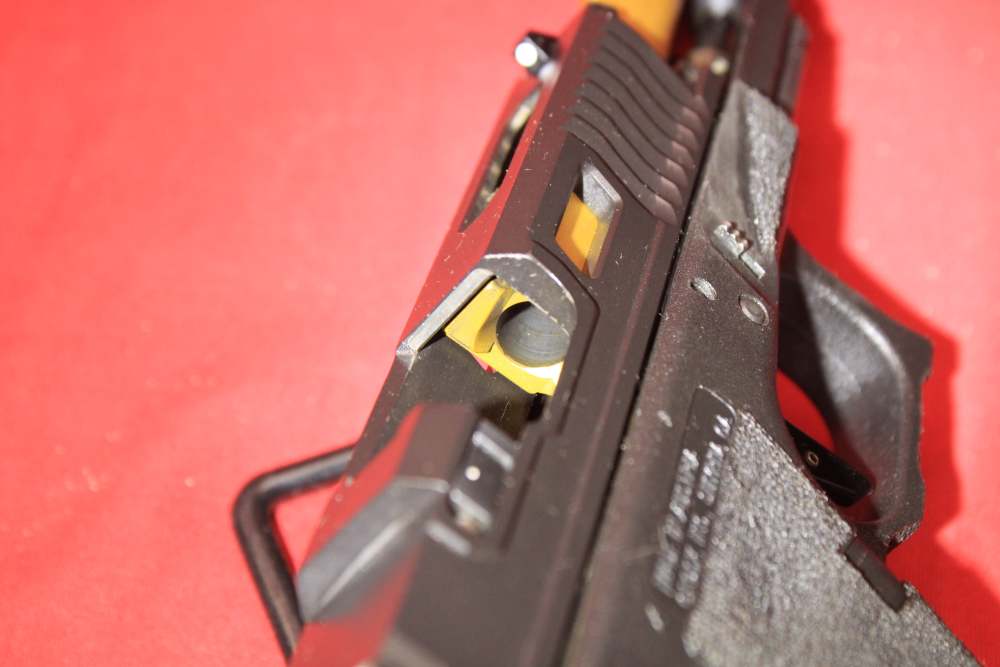(35263)USED Glock 19 9 MM 3.750" ported barrel W/ Loki Slide (5) mags & box-img-16