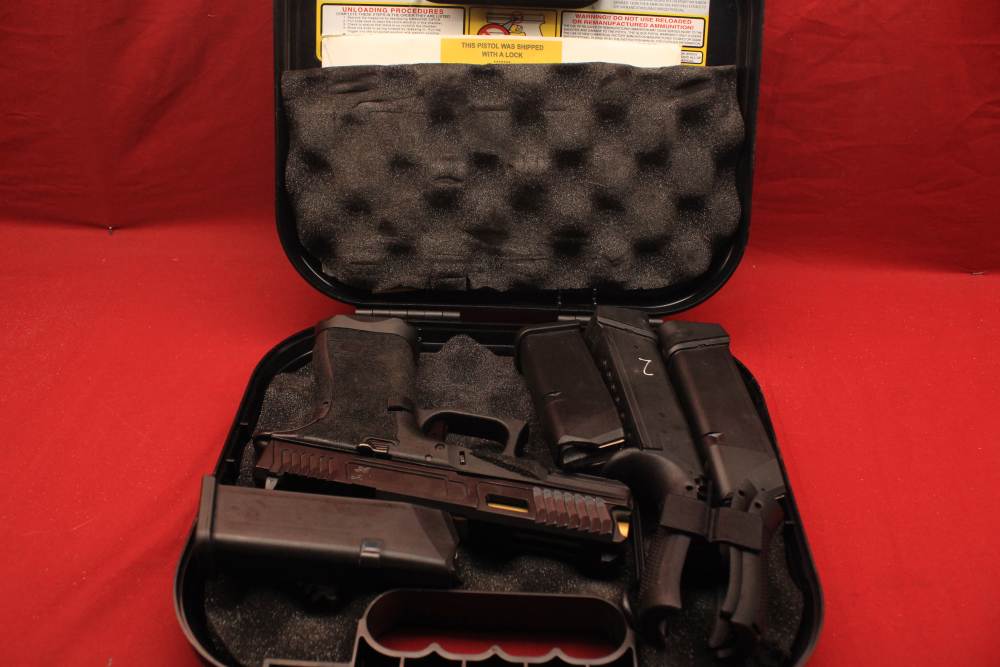 (35263)USED Glock 19 9 MM 3.750" ported barrel W/ Loki Slide (5) mags & box-img-19