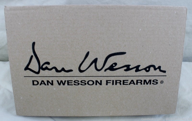 NIB DAN WESSON DWX COMPACT OR 9MM 4" BOX-img-13