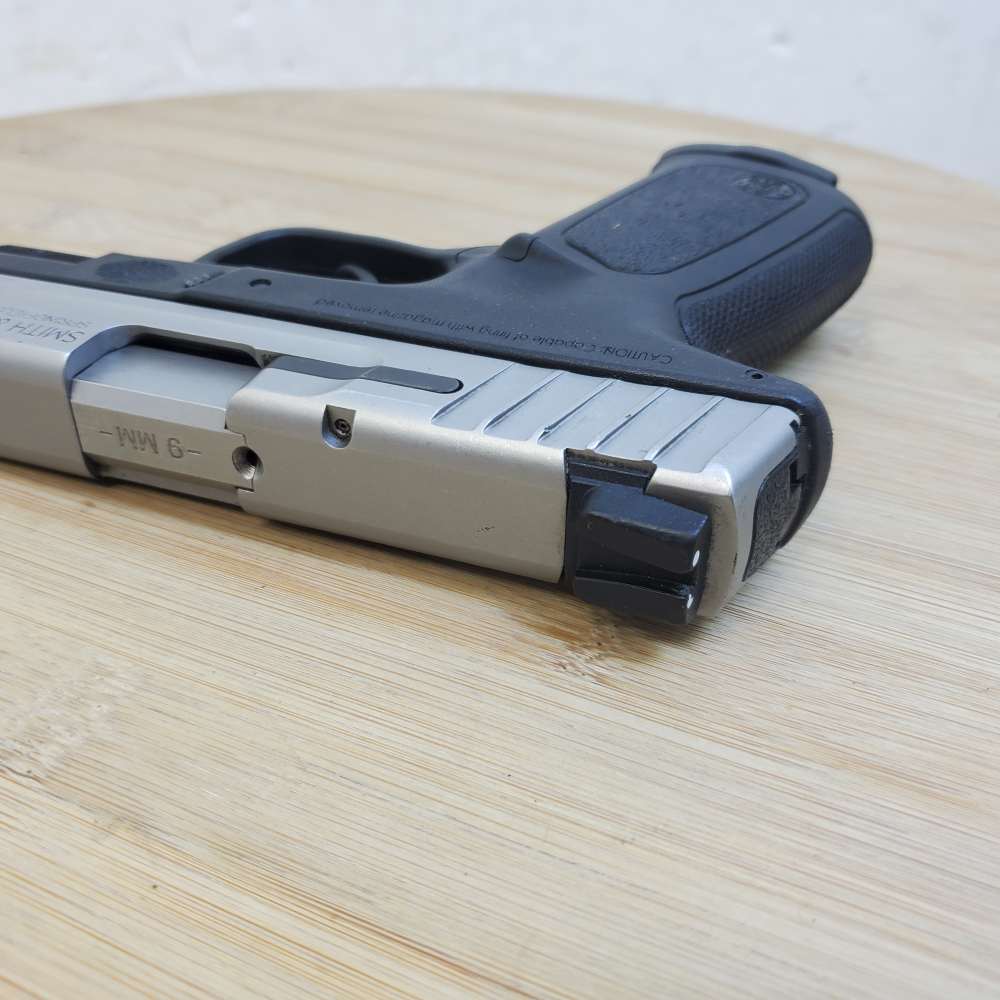 Smith & Wesson 9mm SD9 VE Semi-Auto Pistol with 1 Magazine-img-29