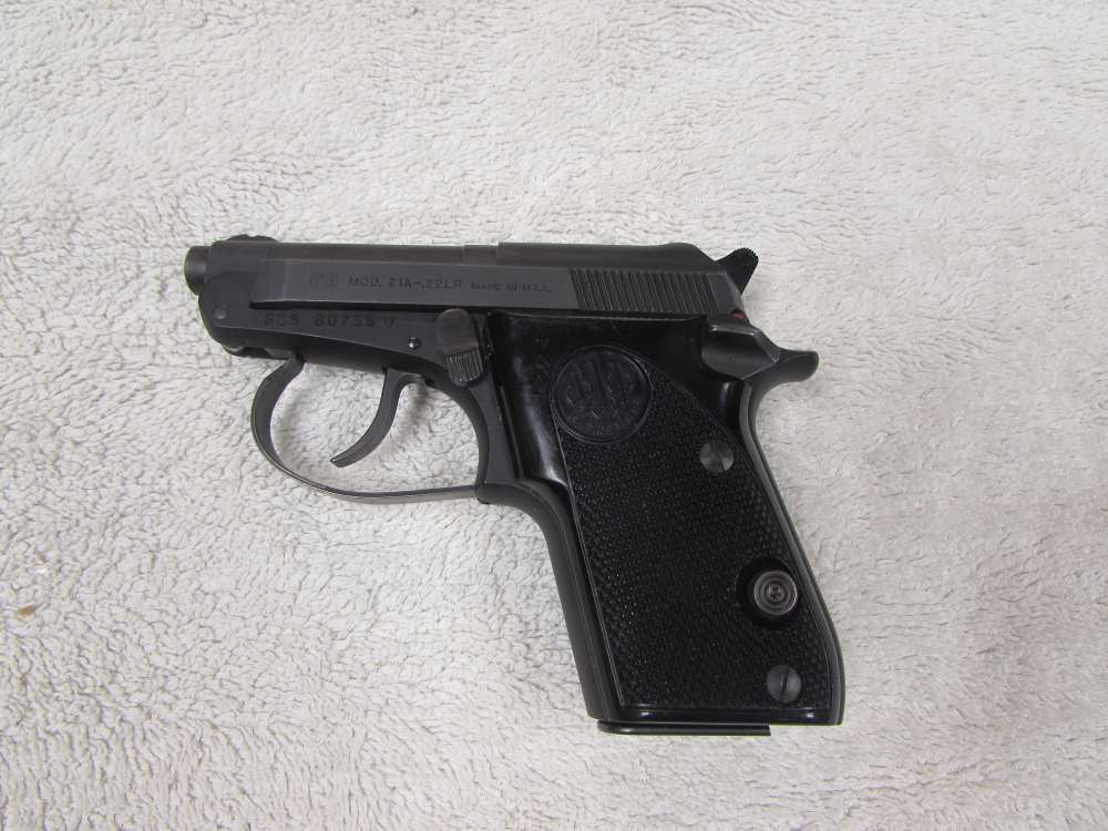 Beretta 21A Bobcat 22 LR-img-0