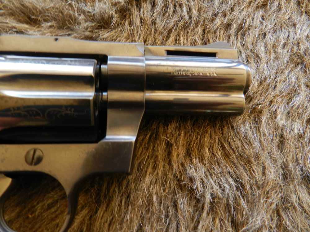 Colt Diamondback 22 Caliber 2 1/2" Blue NNB-img-8