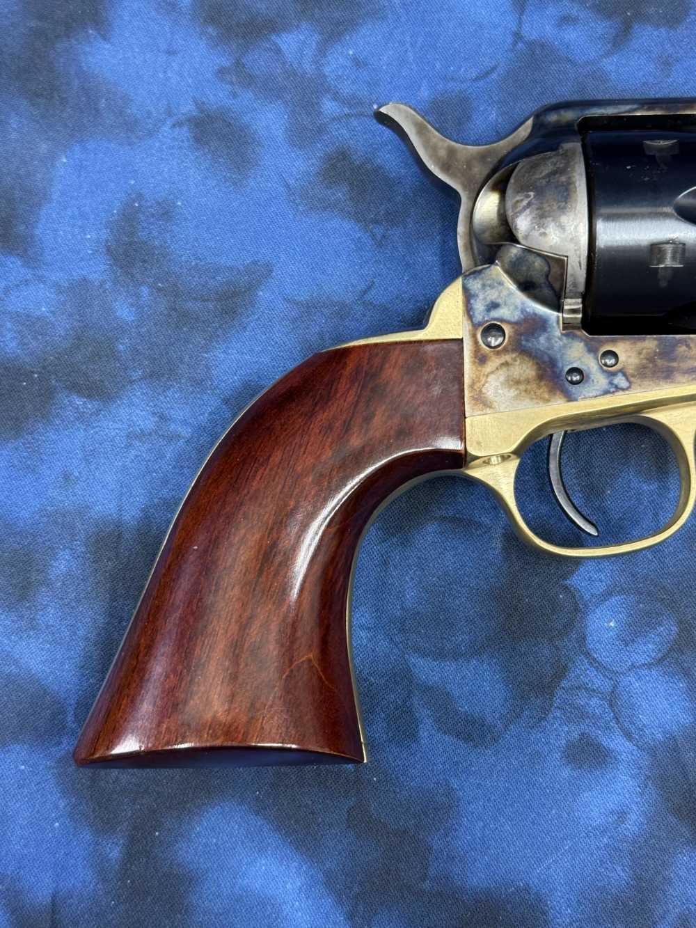 Uberti 1873 .22 LR w/ Box-img-8