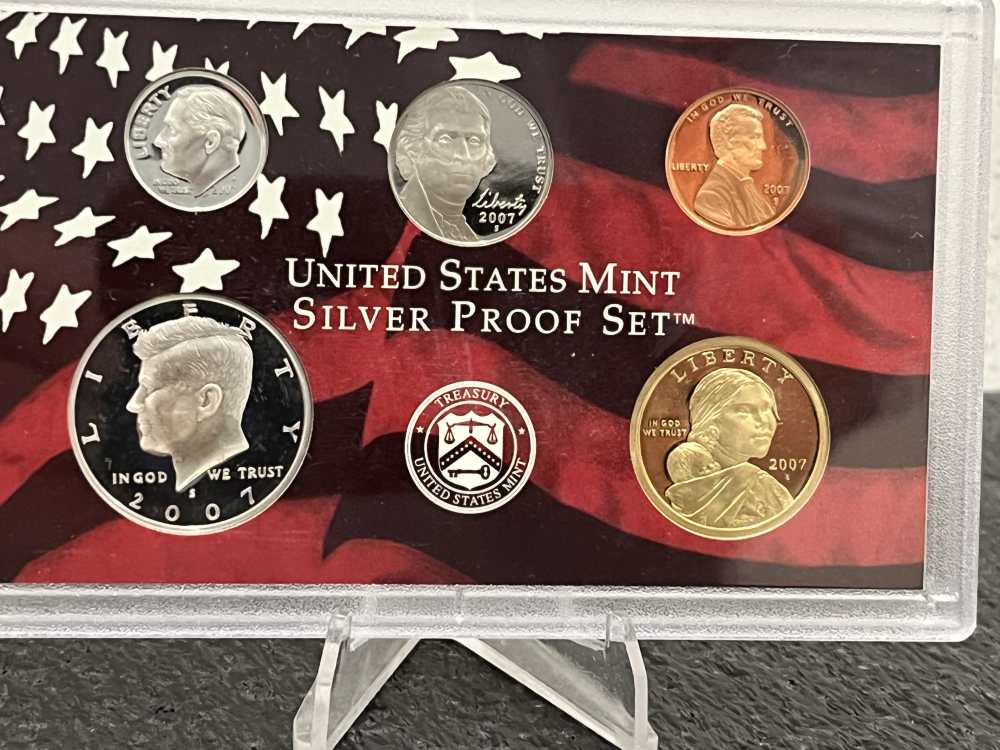 Beautiful 2007 United States Mint Silver Proof Set BU!-img-0