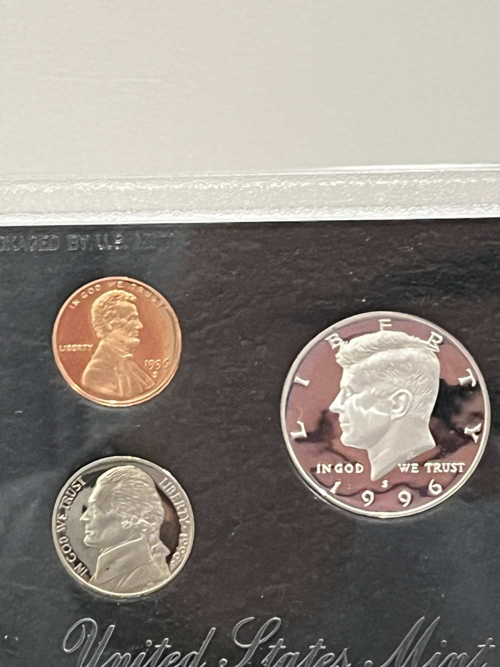 Beautiful 1996 United States Mint Silver Proof Set BU!-img-2