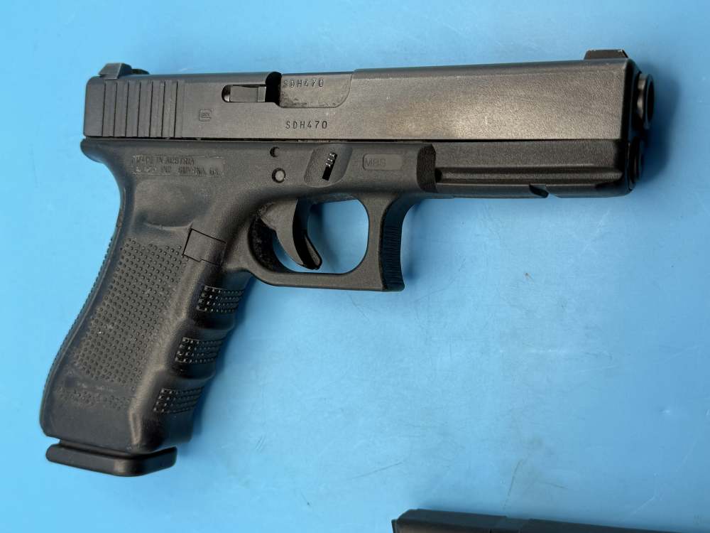 Glock 22 Gen4 .40 S&W Police Trade In G22 Gen 4 GNS-img-3