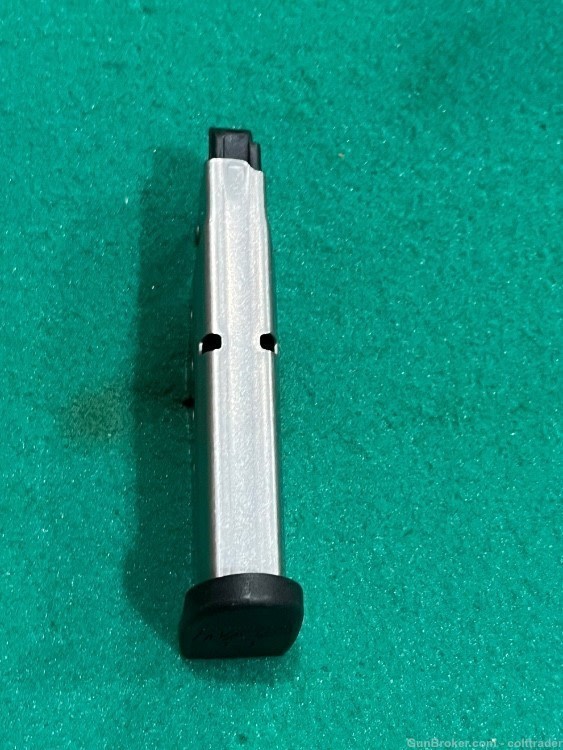 Smith & Wesson 40S&W Stainless Pistol Factory 6rd Magazine-img-2