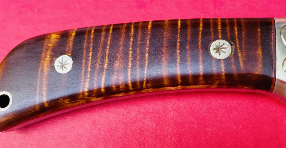 Augie LoPrinzi Hand Made Master Engraved Hunter Tiger Maple Knife -img-6
