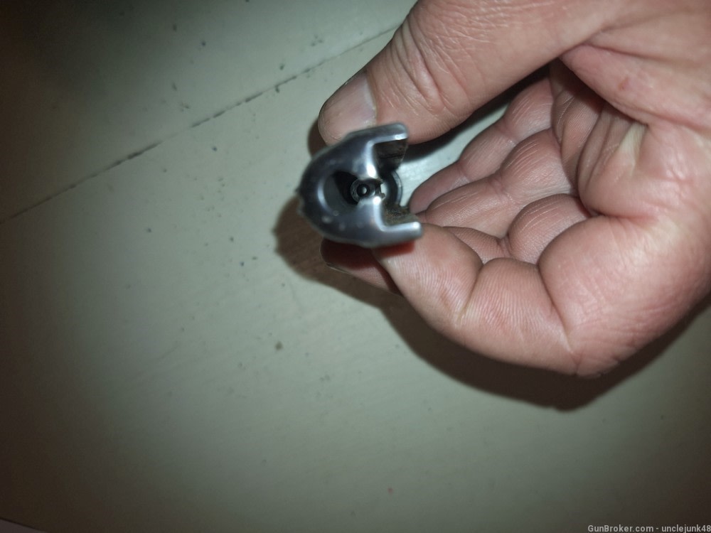 Sterling 302 slide 22 lr -img-4