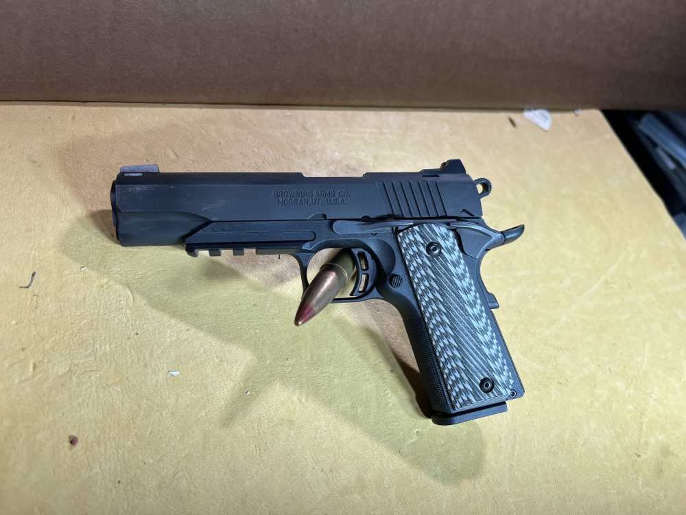 Browning 1911-380 Black Label Pro-img-2