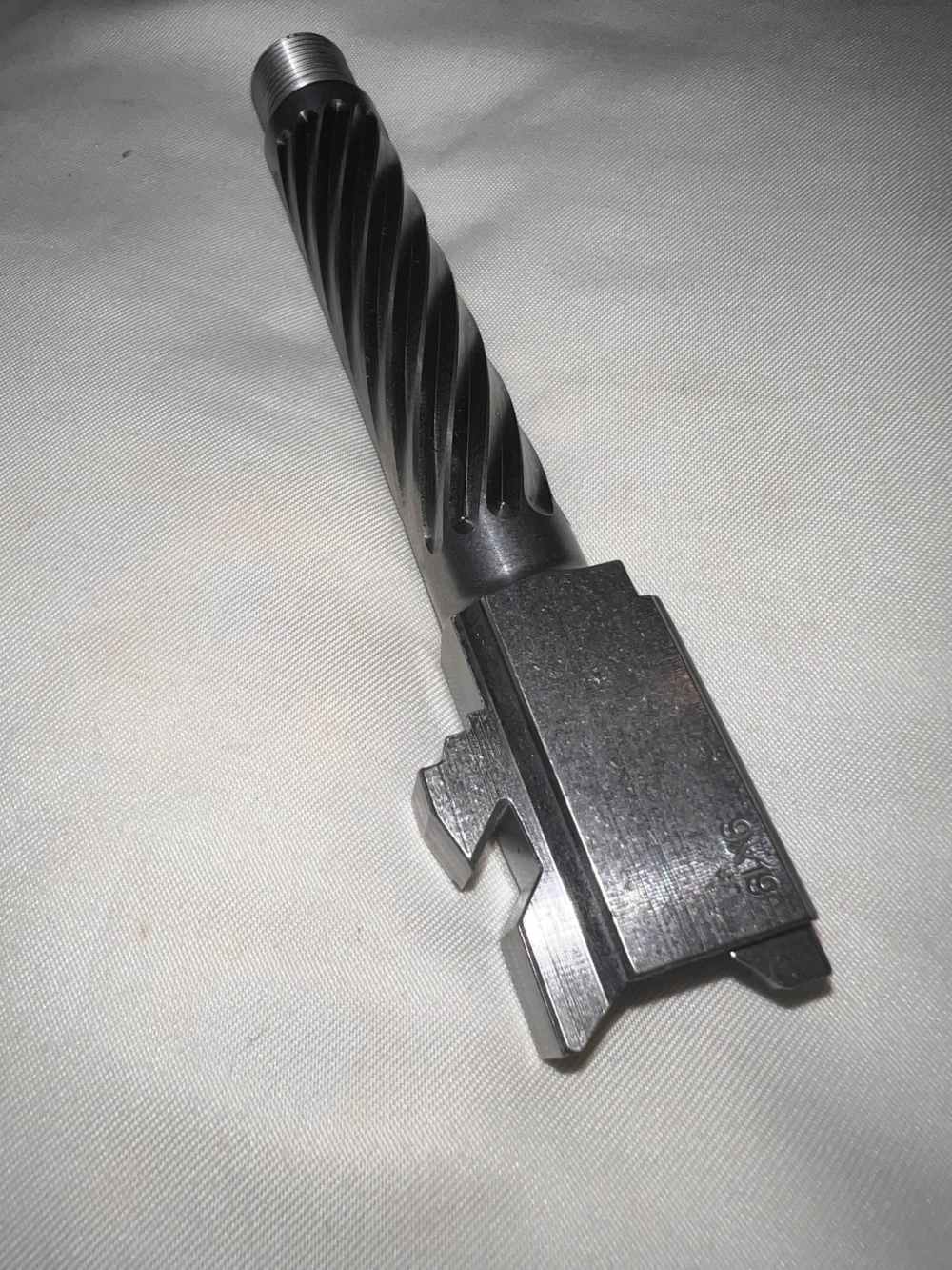NEW Stainless Spiral Threaded Fluted Barrel G19 Gen 1-4 Match-Grade -img-1