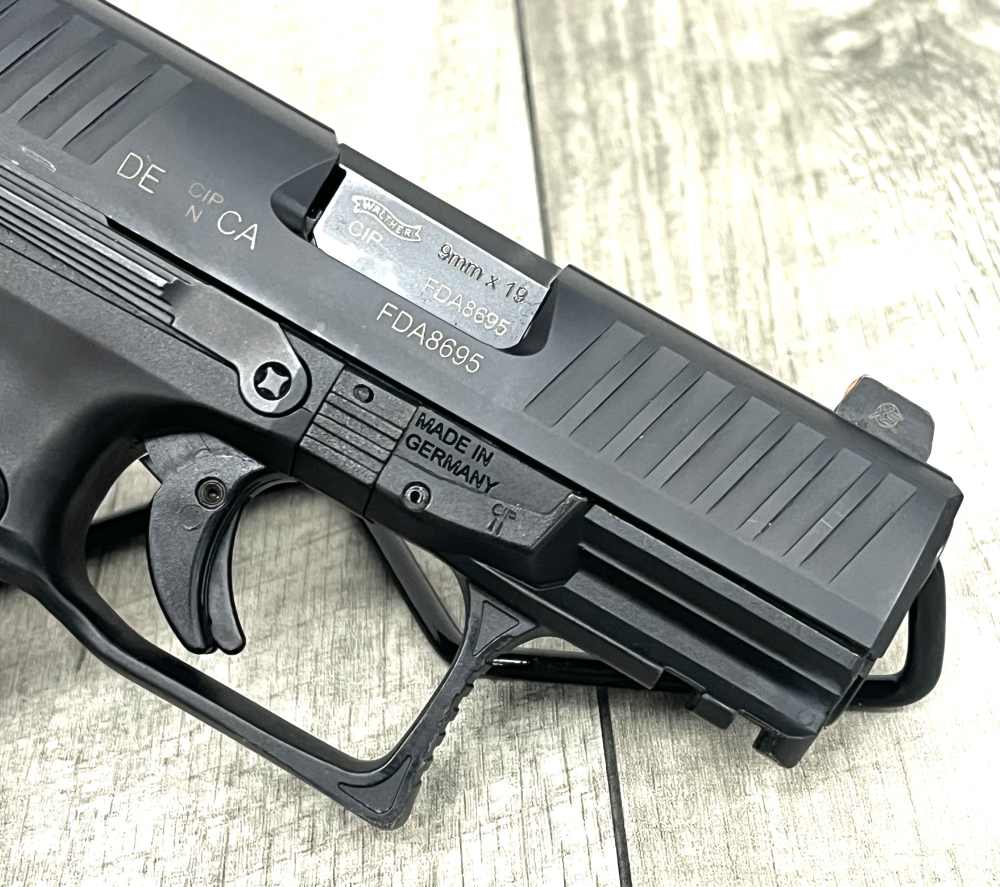 Walther PPQ Sub Compact 9mm Semi-Automatic !Great Condition!-img-6