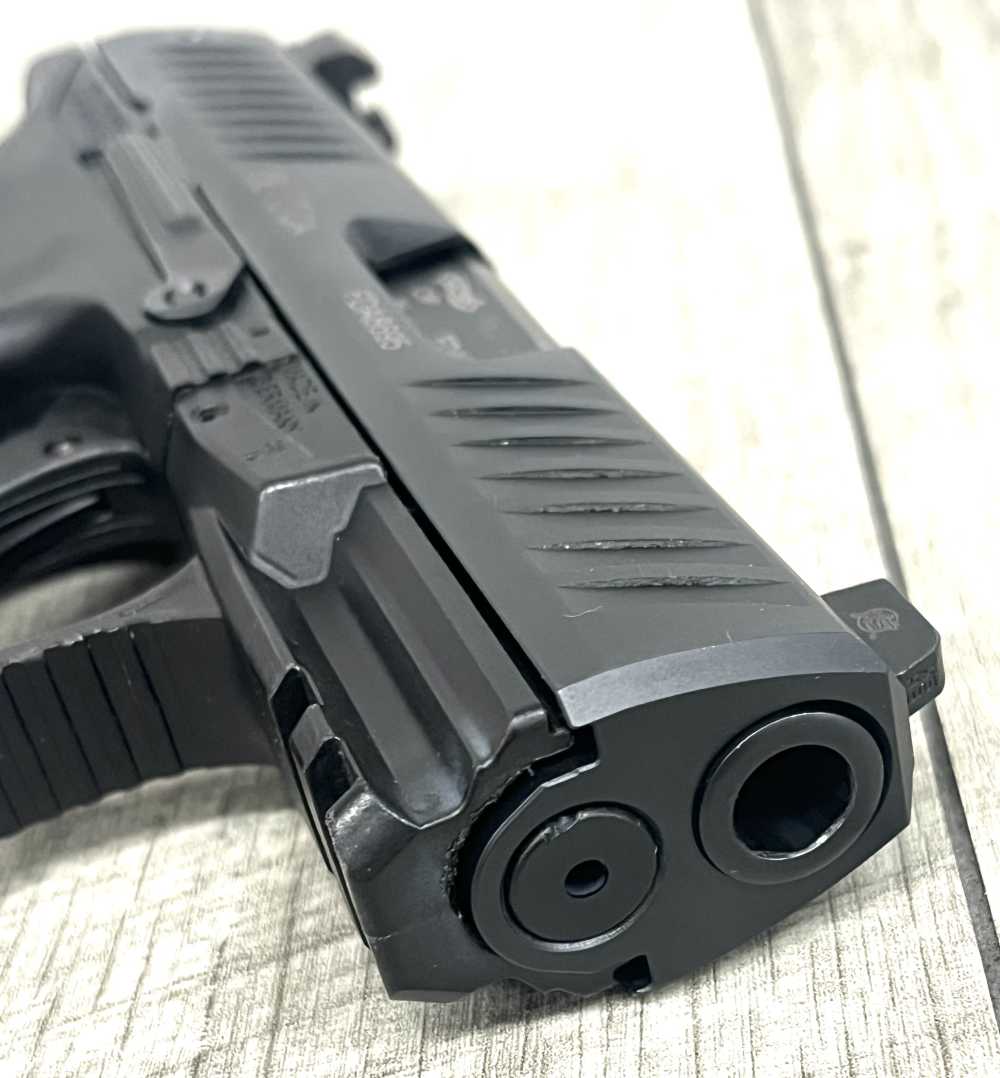 Walther PPQ Sub Compact 9mm Semi-Automatic !Great Condition!-img-7