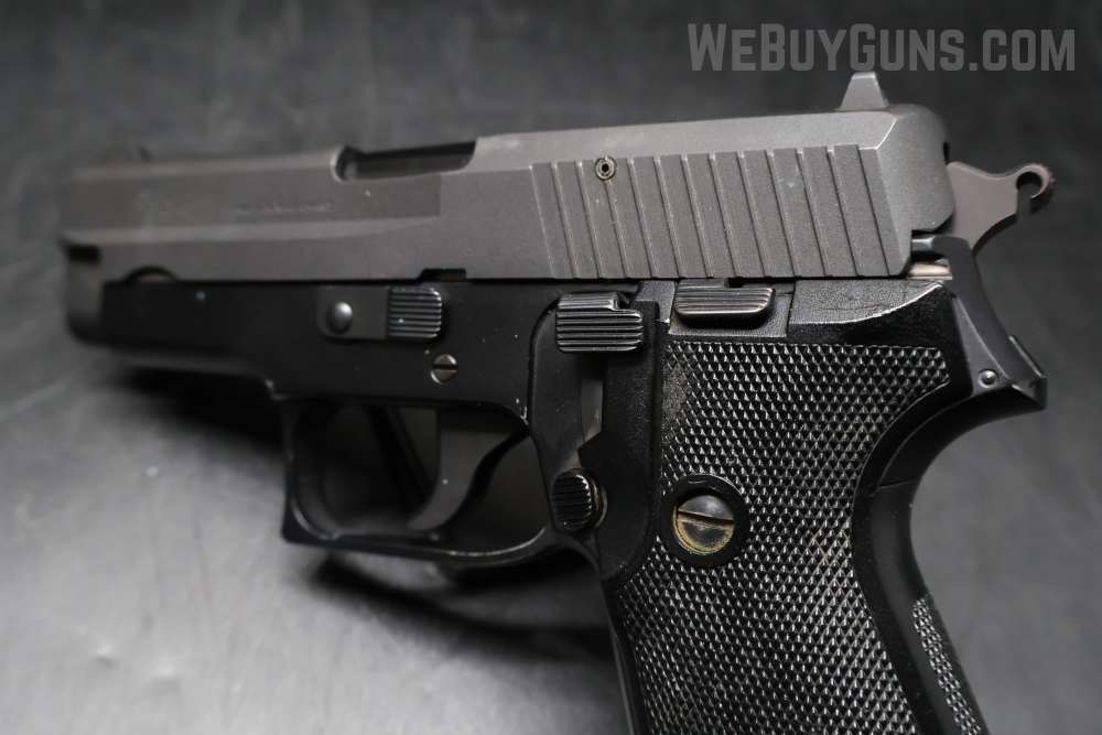 Sig Sauer P6 Semi Auto Pistol 9mm Parabellum-img-8