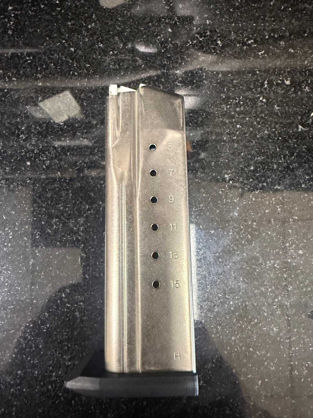 Smith & Wesson SDV9E 16rd Magazine-img-2
