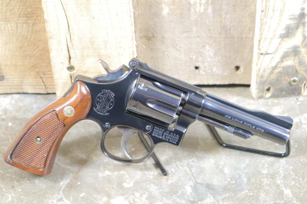 Beautiful Smith & Wesson Model 18-3 .22LR Penny Bid NO RESERVE-img-1