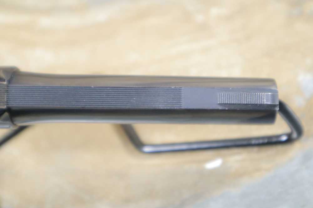 Beautiful Smith & Wesson Model 18-3 .22LR Penny Bid NO RESERVE-img-35