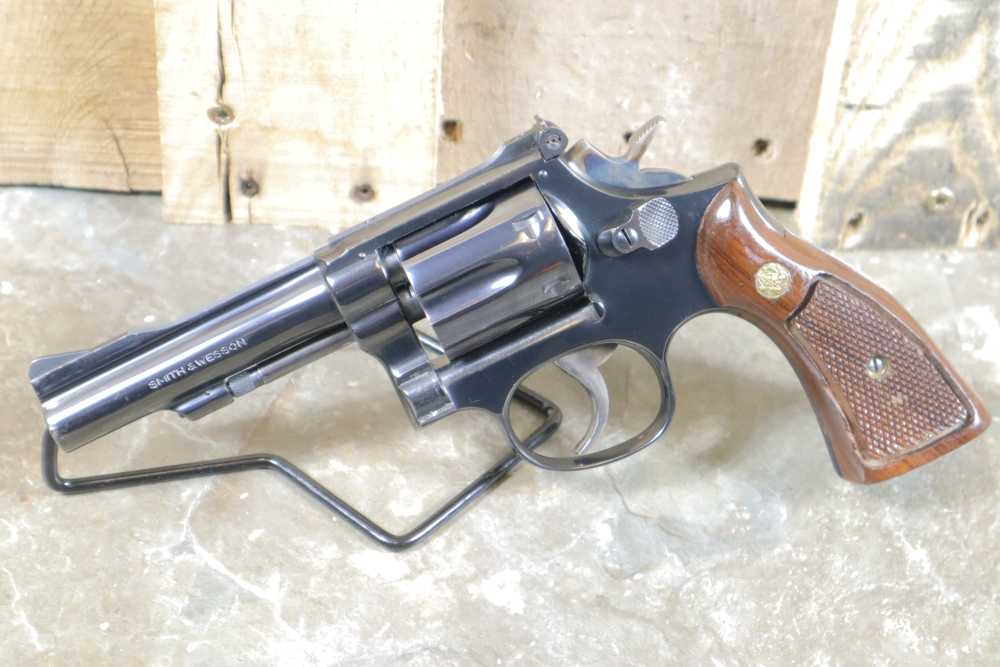 Beautiful Smith & Wesson Model 18-3 .22LR Penny Bid NO RESERVE-img-0