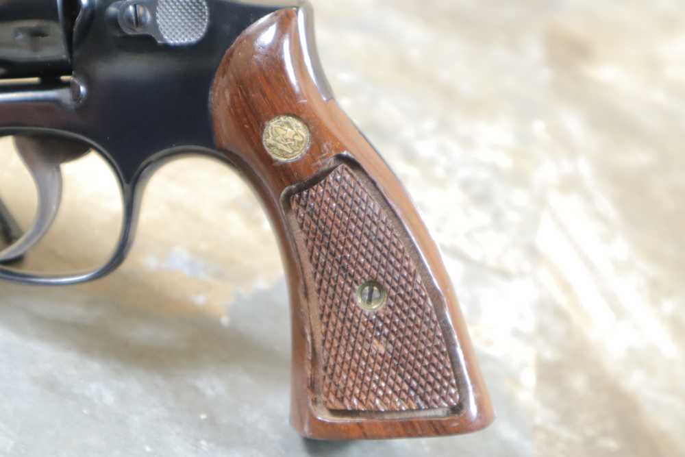 Beautiful Smith & Wesson Model 18-3 .22LR Penny Bid NO RESERVE-img-21