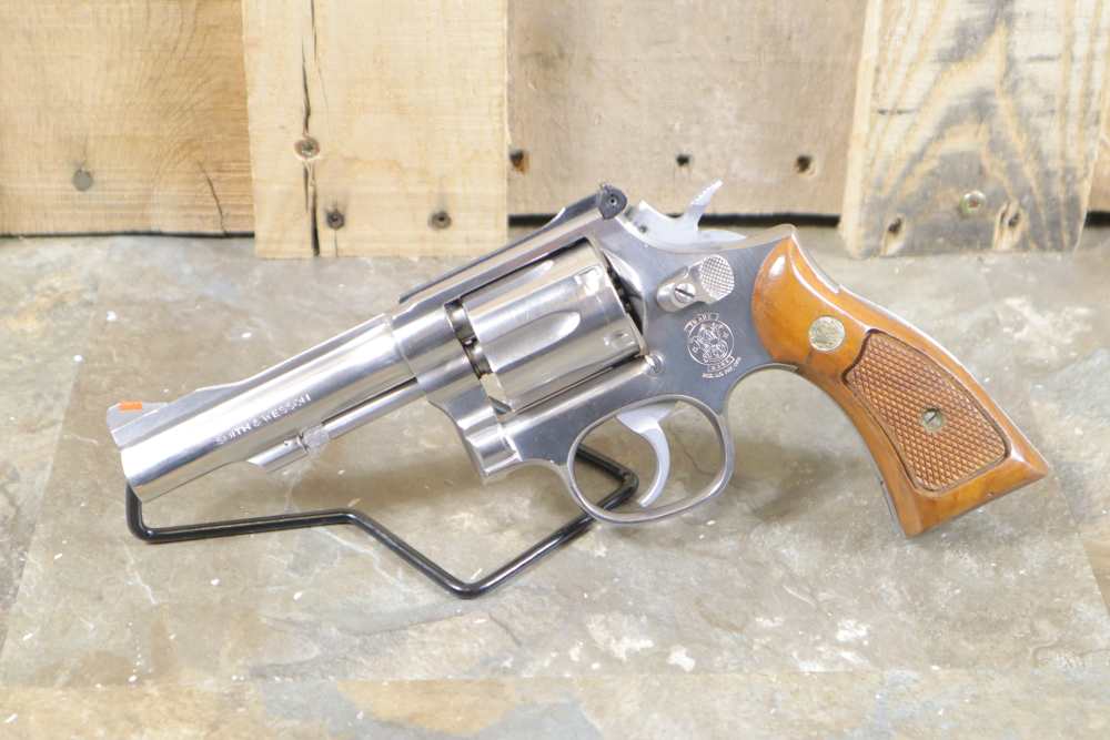 Beautiful Smith & Wesson Model 67-2 .38Special Penny Bid NO RESERVE-img-0