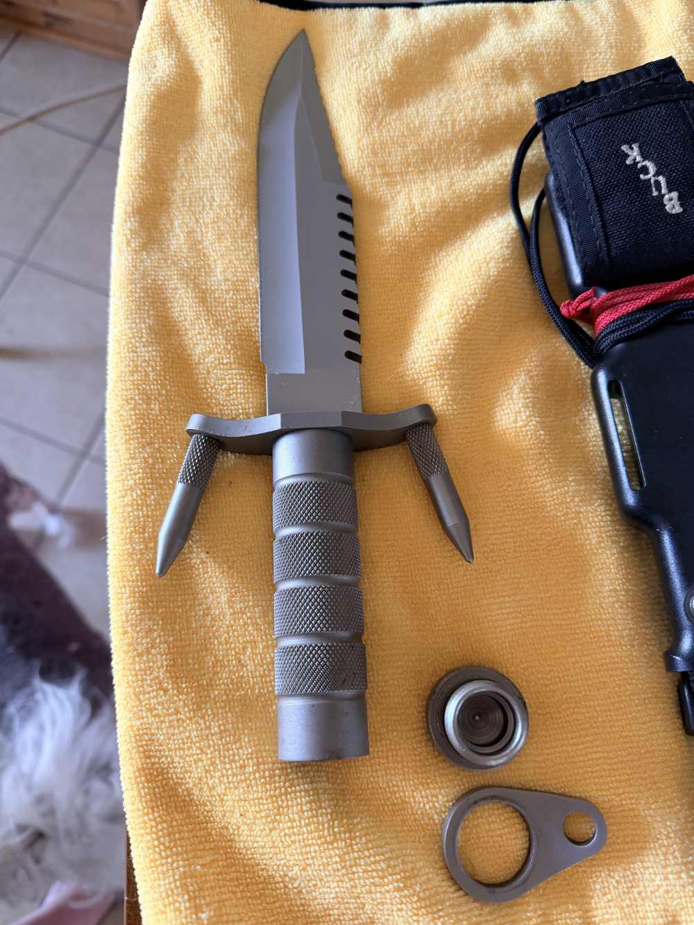 US BUCKMASTER MODEL 184 SURVIVAL KNIFE wth ORIGINAL BUCK SCABBARD & COMPASS-img-14