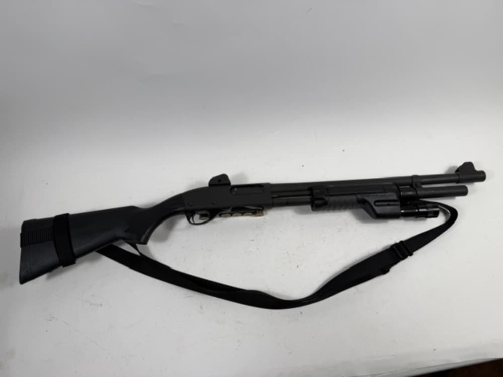 Remington 870 Shotgun-img-0