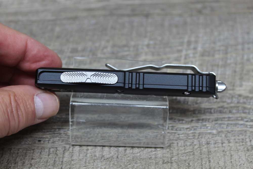 Microtech  UTX-85 D/E Black 3" OTF 06/2022 Mint-img-1