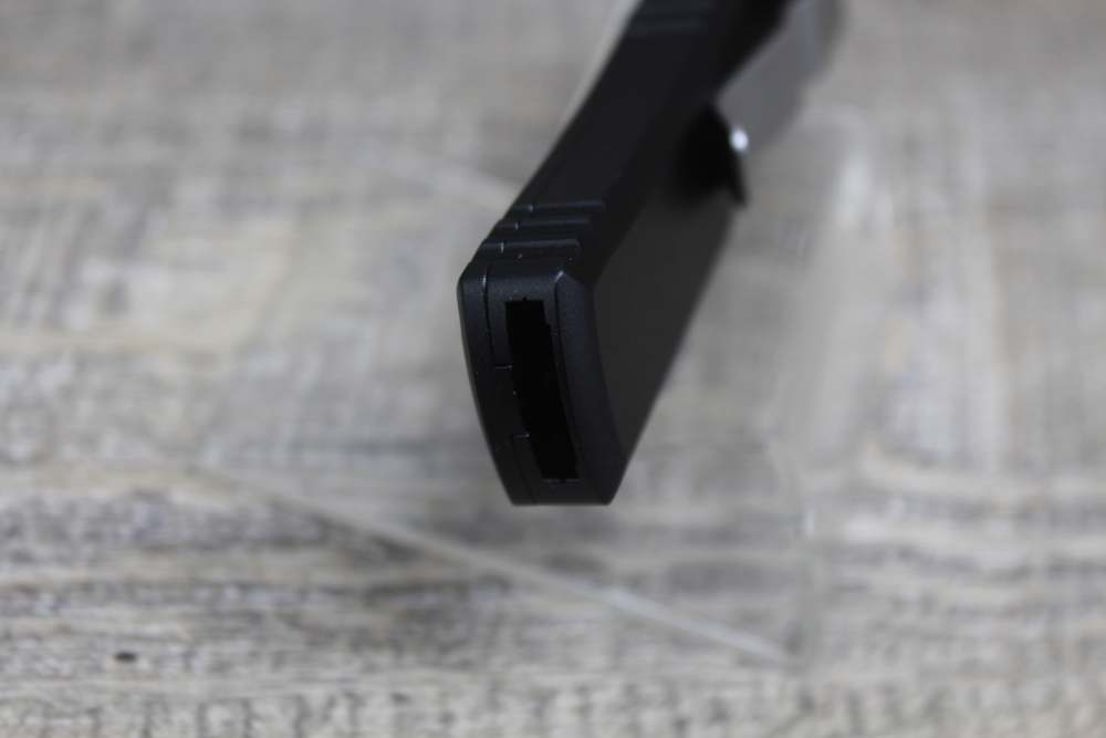 Microtech  UTX-85 D/E Black 3" OTF 06/2022 Mint-img-4