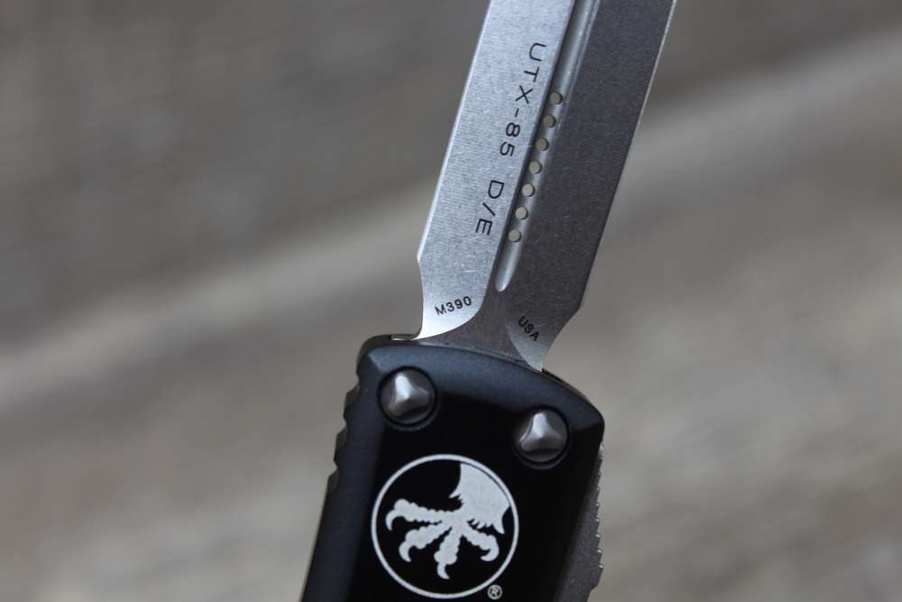 Microtech  UTX-85 D/E Black 3" OTF 06/2022 Mint-img-14