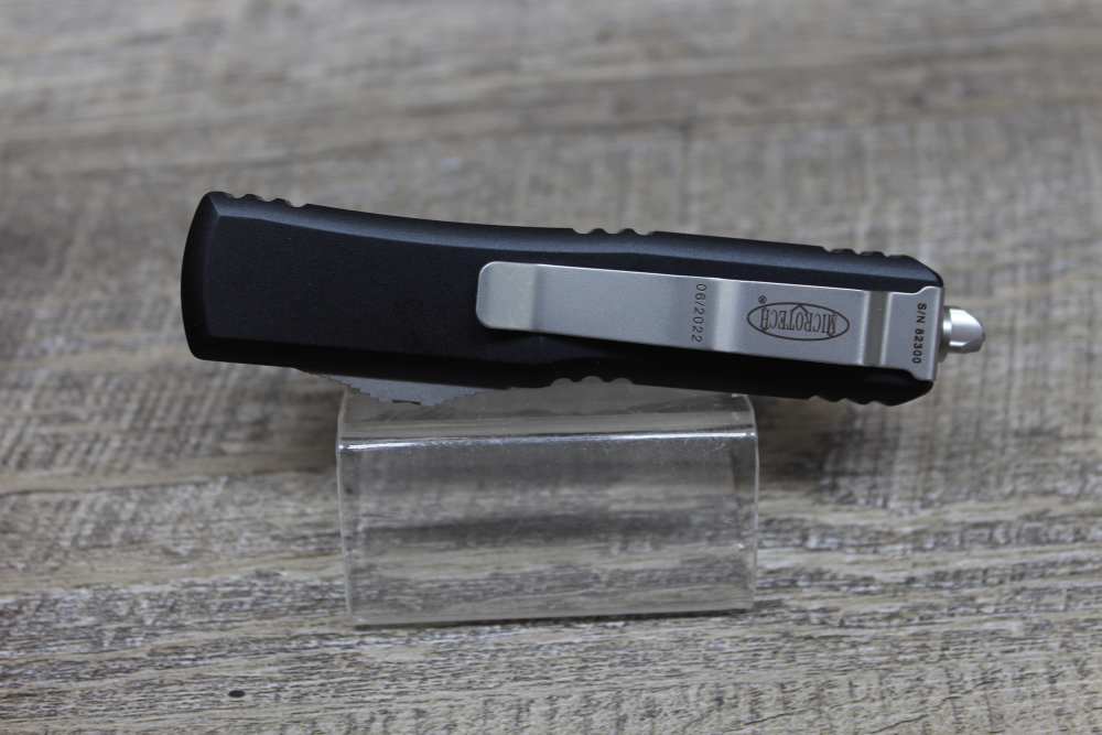 Microtech  UTX-85 D/E Black 3" OTF 06/2022 Mint-img-2