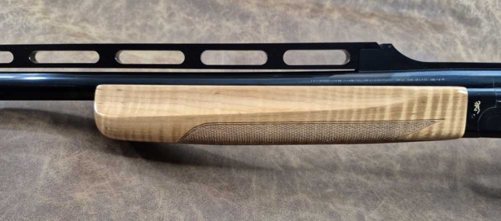 NIB BROWNING BT-99 MAX MAPLE 12GA 32" CASE-img-11