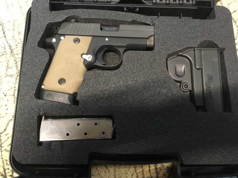 Sig Saur P238 .380acp pistol in case 3 mags and holster NIB-img-0