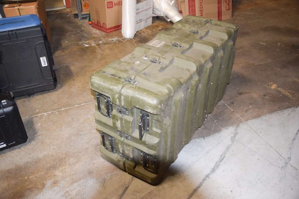 MILITARY SURPLUS HARDIGG STORAGE CONTAINER 44x24x16 JOB BOX CASE ARMY-img-2