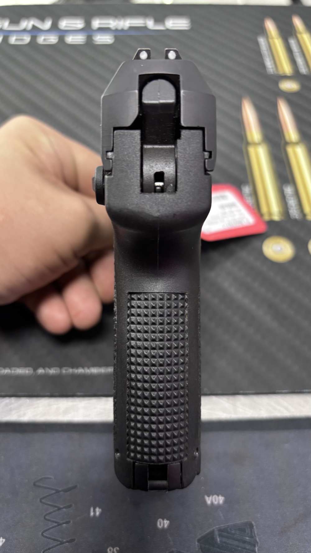 Heckler & Koch USP40 compact 3.58” V1 w/1 mag (discontinued ) -img-5