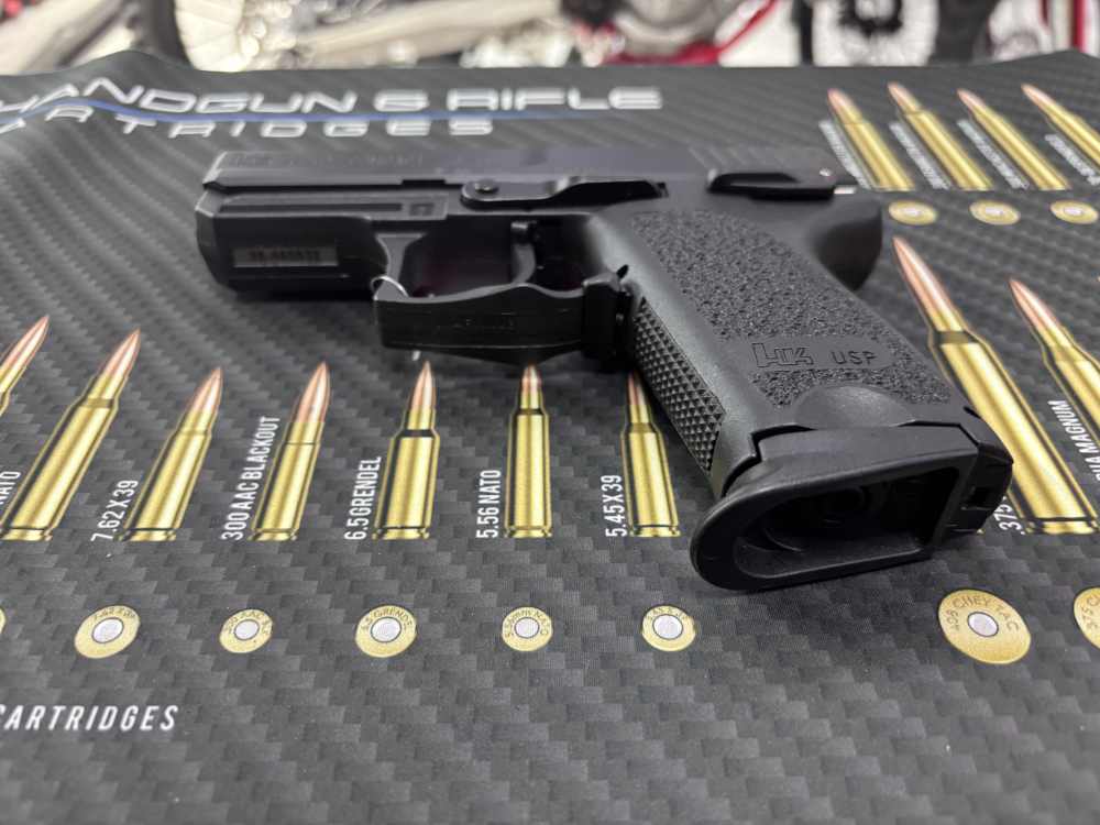 Heckler & Koch USP40 compact 3.58” V1 w/1 mag (discontinued ) -img-0