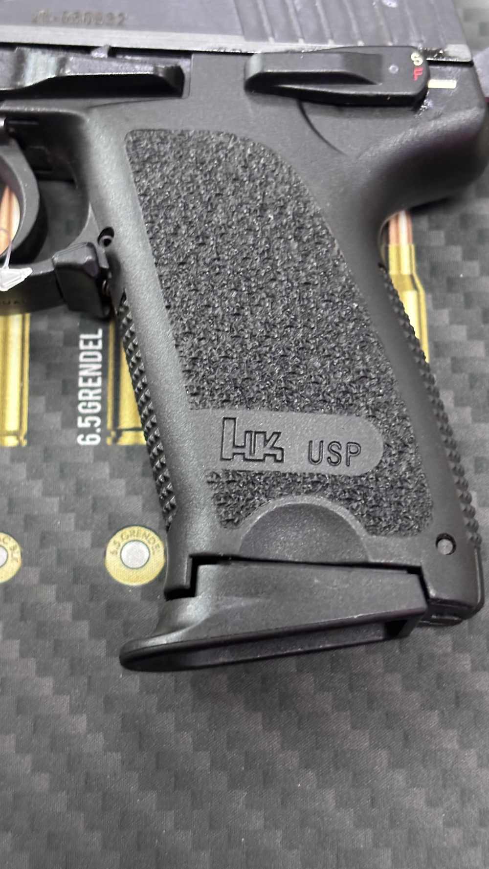 Heckler & Koch USP40 compact 3.58” V1 w/1 mag (discontinued ) -img-14