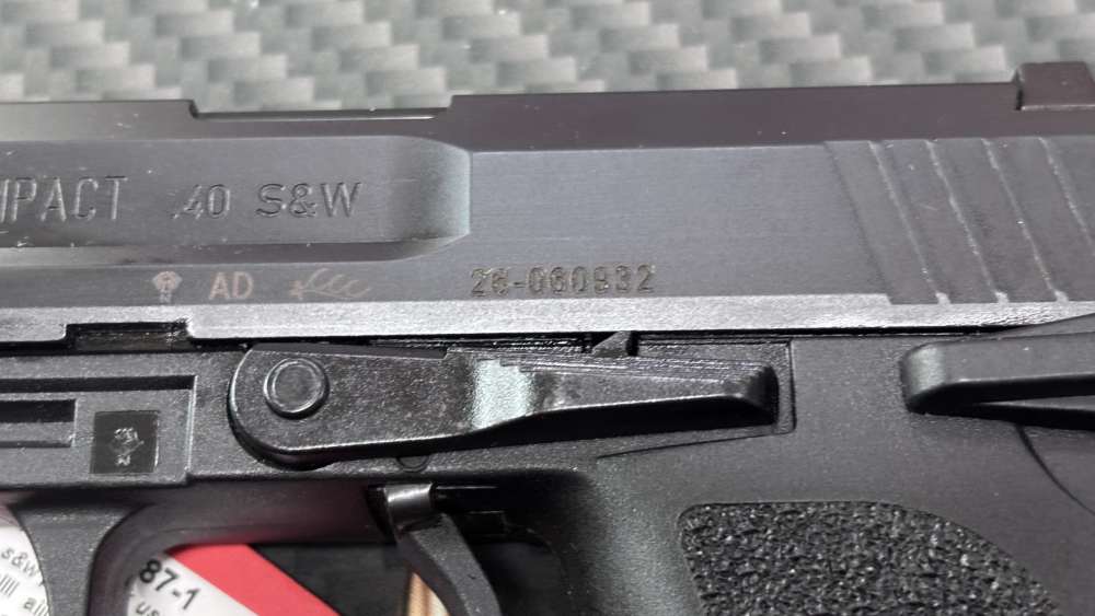 Heckler & Koch USP40 compact 3.58” V1 w/1 mag (discontinued ) -img-17