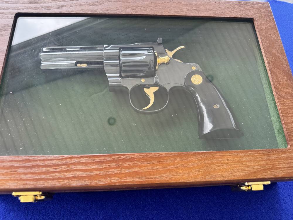 Mint 1968 Colt Python .357 Mag 4" VR Brite Blue Gold Accents C&R-img-1
