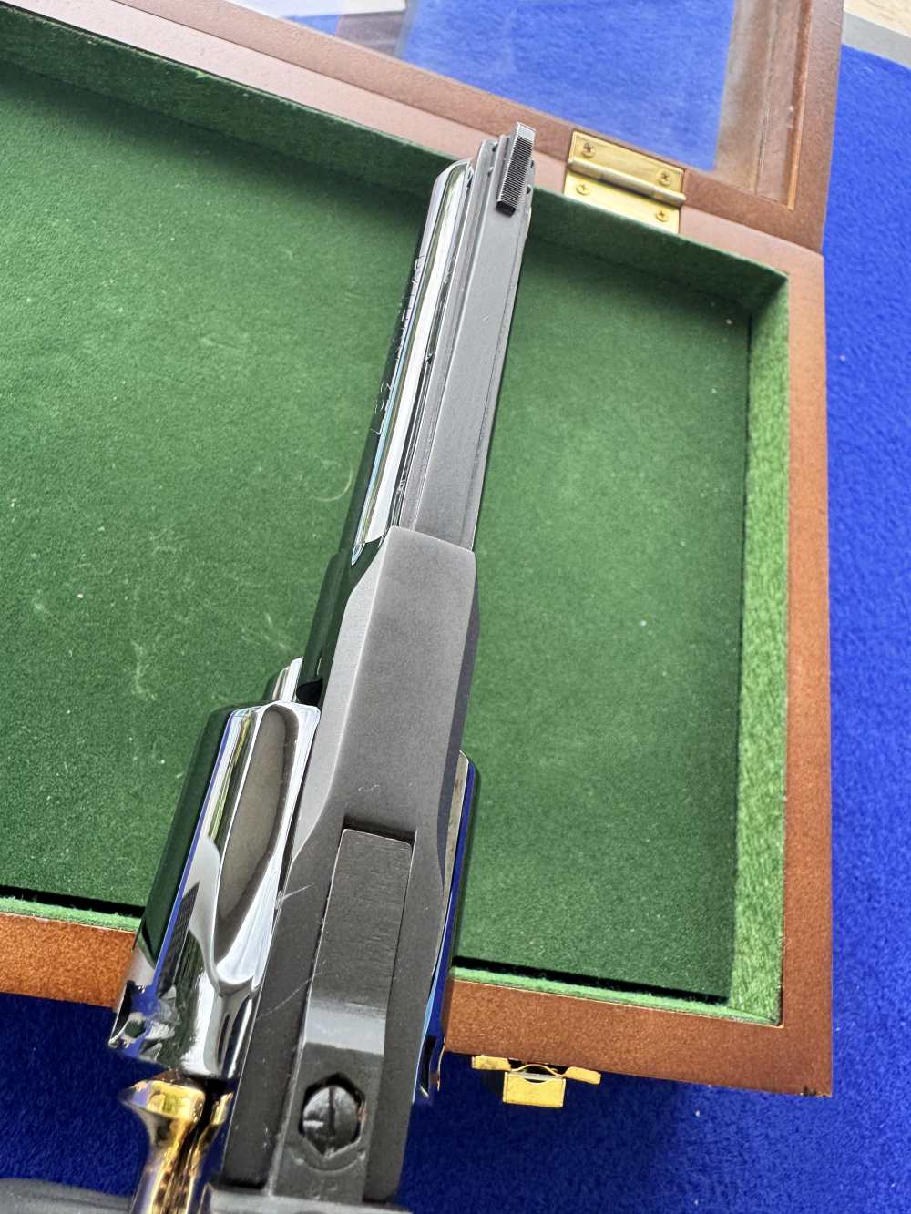 Mint 1968 Colt Python .357 Mag 4" VR Brite Blue Gold Accents C&R-img-28